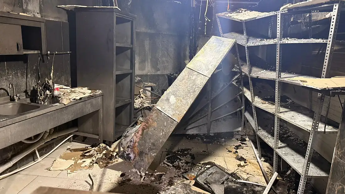 Yanan İşyerinde 1 Milyon TL’lik Zarar