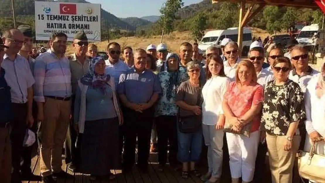 15 TEMMUZ ŞEHİTLERİ ANISINA HATIRA ORMANINA FİDAN DİKİLDİ