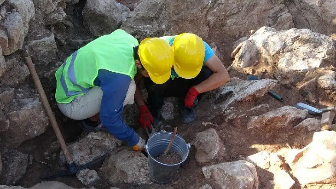 2 bin 600 yıllık tarihi tapınak gün yüzüne çıkıyor