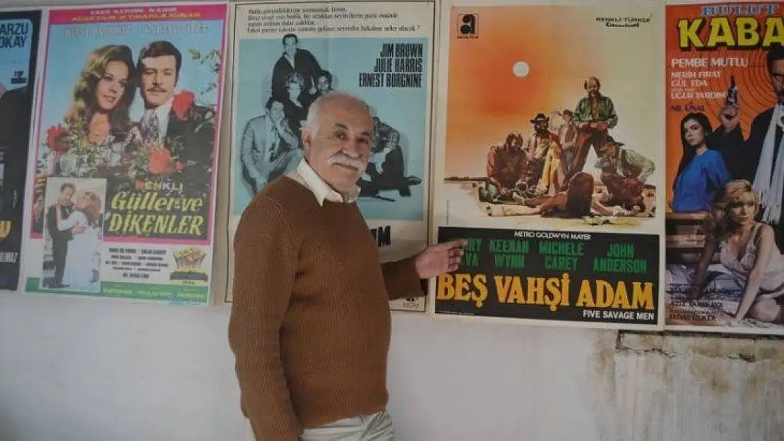 3 binden fazla müzik kaseti, 750 film arşivi