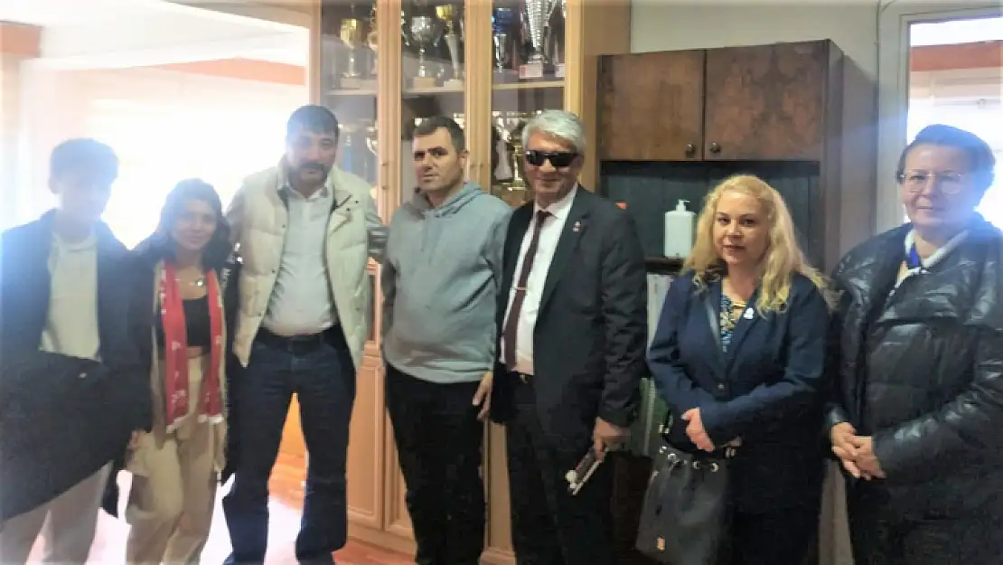 Aday Özdemir, Türkiye Görme Engelliler Genel Merkezi'ni Ziyaret Etti