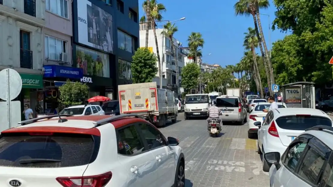 Ağustos ayında trafik yoğunluğu devam ediyor