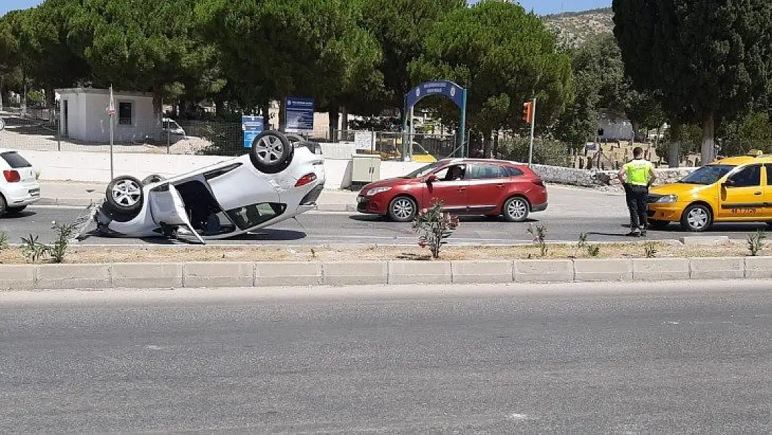 Alkollü sürücü otomobili devirdi