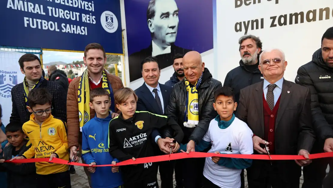Amiral Turgut Reis Futbol Sahası Açıldı