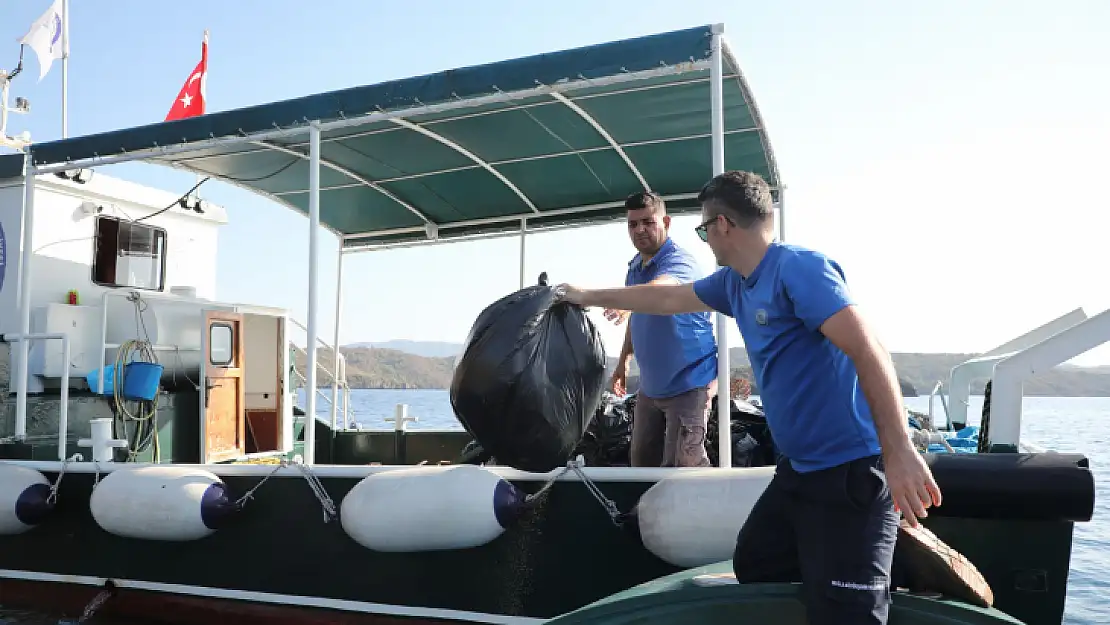 Araç Yolu Olmayan Koylarda Çevre Temizliği Yapıldı