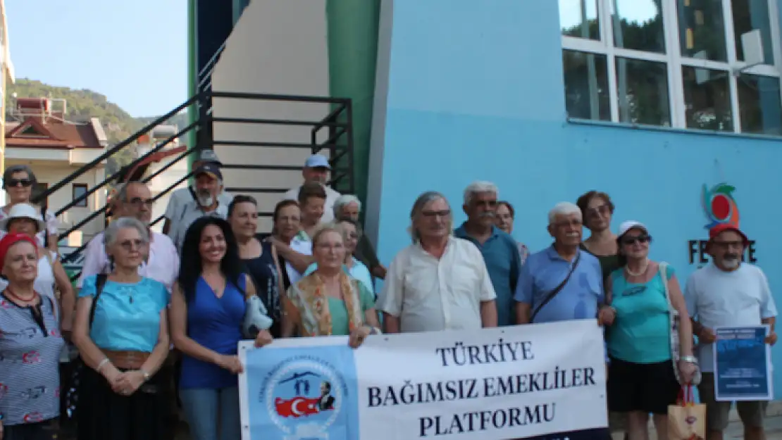 'Artık Bir Takım Dinsel ve Töresel Söylemlerle Aldatılmak İstemiyoruz'