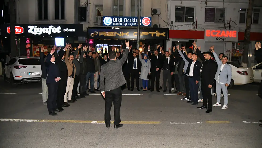 Başkan Adayı Kökten, Ülkü Ocaklarında Düzünlenen Kuran-I Kerim Tilaveti'ne Katıldı