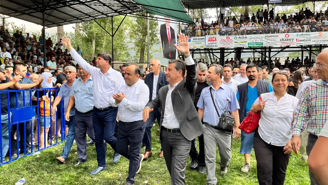 Başkan Ahmet Aras, Seki'deki Yağlı Güreşlere Katıldı