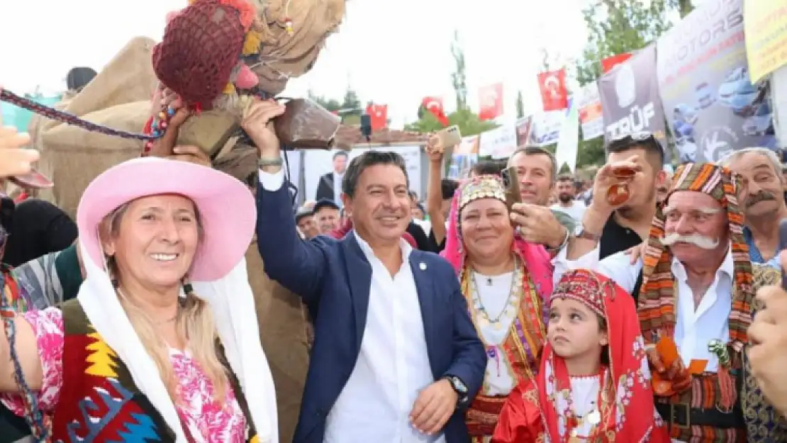 Başkan Aras Seydikemer'de Kültür Şenliği'ne katıldı