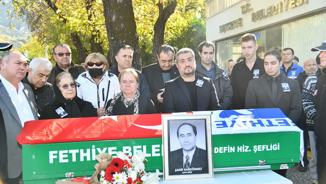 BAŞKAN KANDÖNMEZ İÇİN TÖREN DÜZENLENDİ