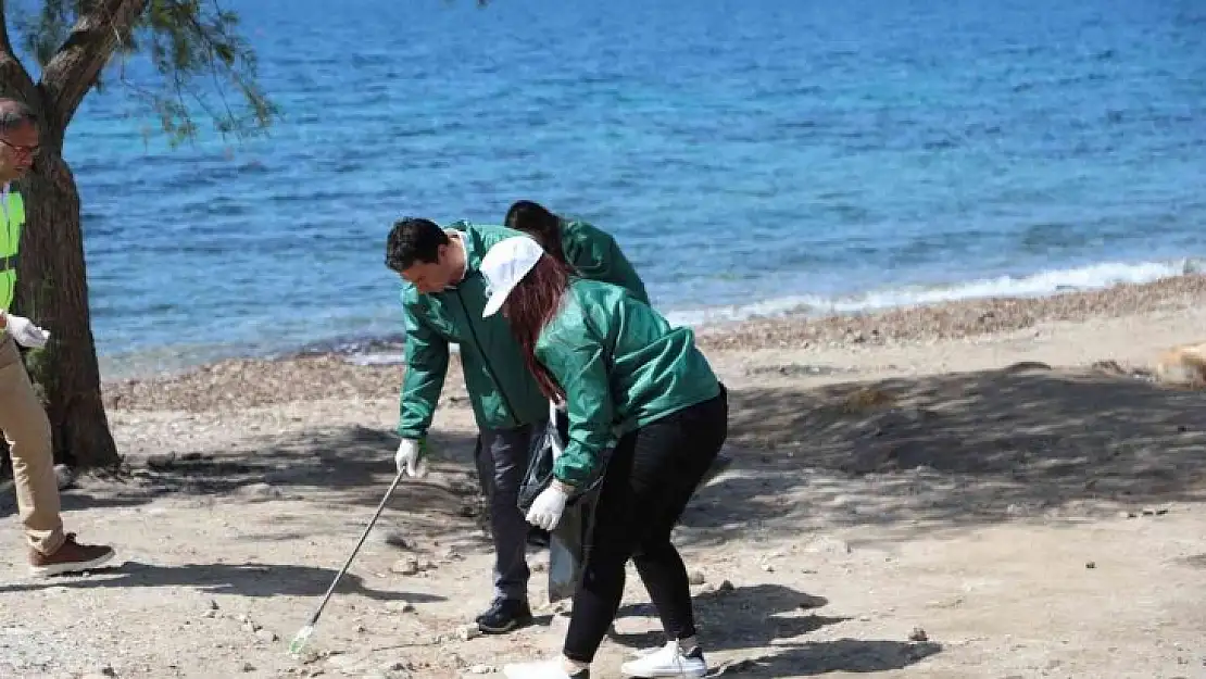 Bodrum'da bahar temizliği sürüyor