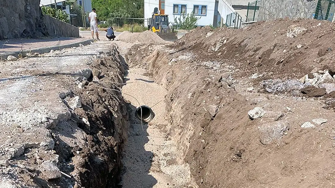 Bodrum'da, içme suyu depo hatlarını yenileniyor