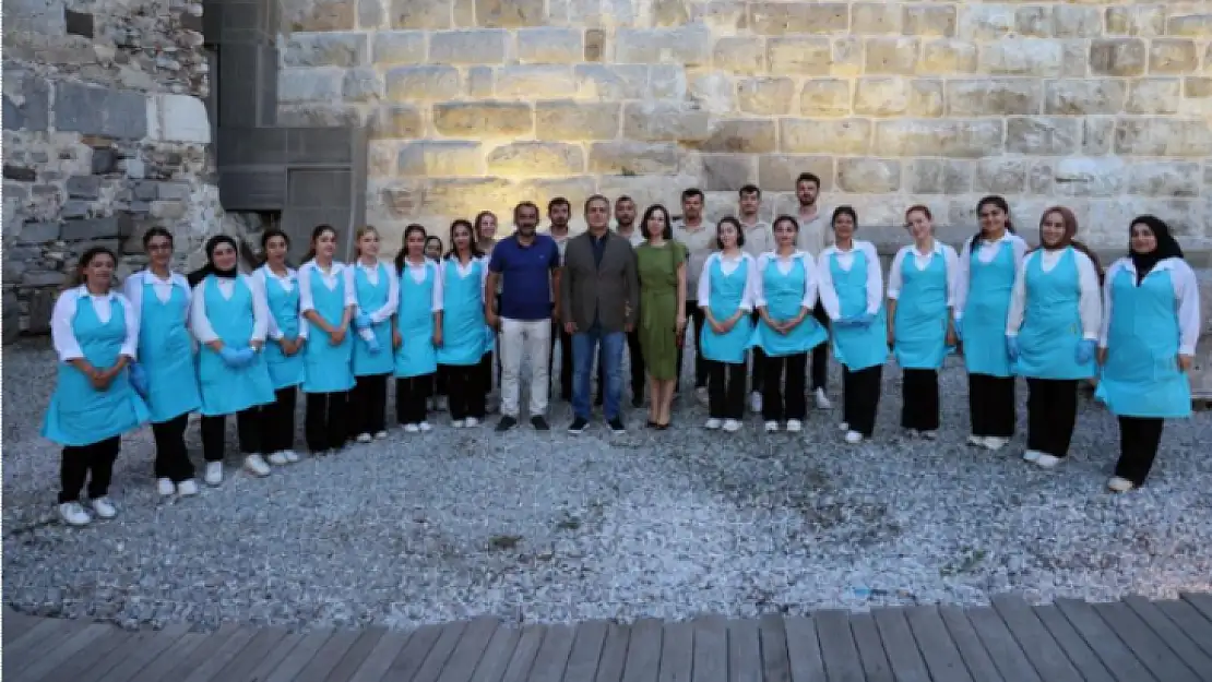 Bodrum Kalesinde Antik Çağ'dan günümüze Muğla Mutfağı kitabı tanıtıldı