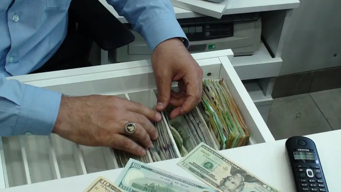 Bozdurmaya gelen memnun, almaya gelen üzgün