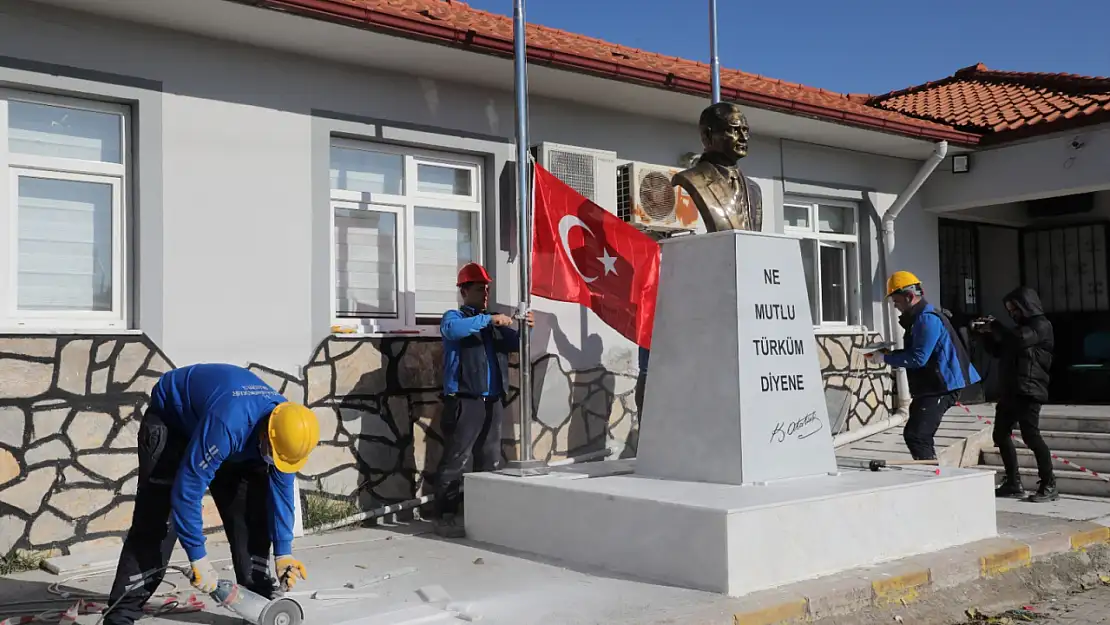 Büyükşehir İl Genelinde 248 Atatürk Büstü Yaptı