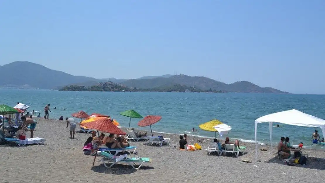 Çalış Plajı'nda bayram yoğunluğu