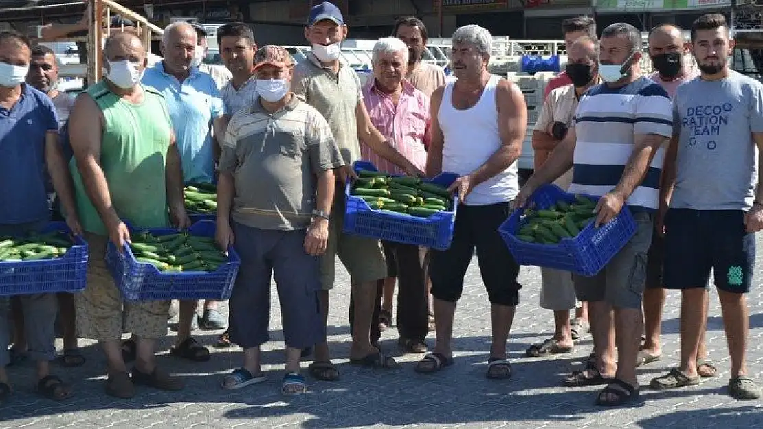 Çiftçi Özer Çakal, 'Çiftçinin emekleri ile bu kadar oynamasınlar'