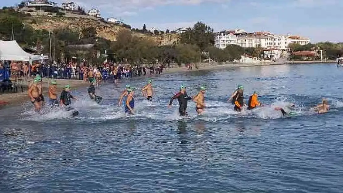 Datça'da '16. Açık Deniz Kış Yüzme Maratonu' düzenlendi