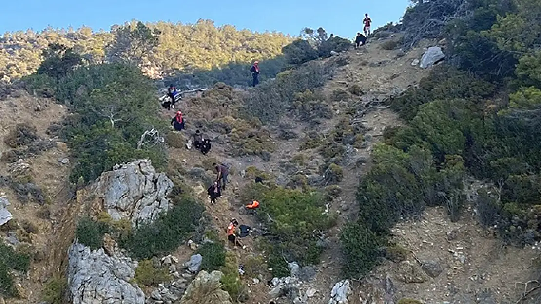 Datça koylarında 25 düzensiz göçmen yakalandı