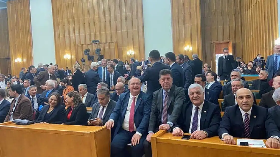 DEMİR, ANKARA'DA CHP GRUP TOPLANTISI'NA KATILDI