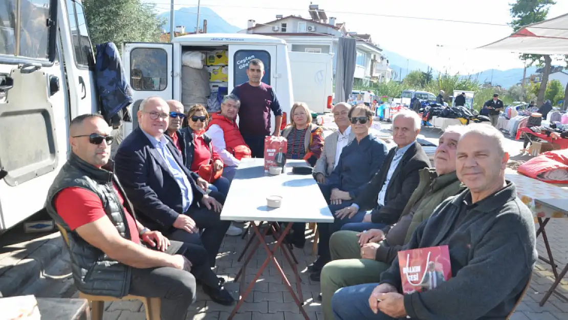 Demir,  Pazar Ziyaretlerinde Vatandaşlarla Bir Araya Geldi