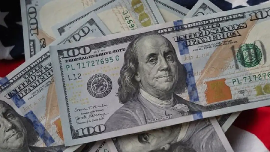 DOLAR'DAN HAMLE   EUROYU GEÇTİ