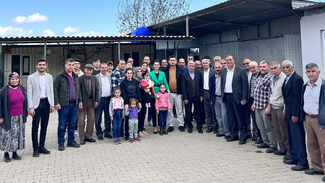 Eylem Tan Köyceğiz'de seçim çalışması yaptı 