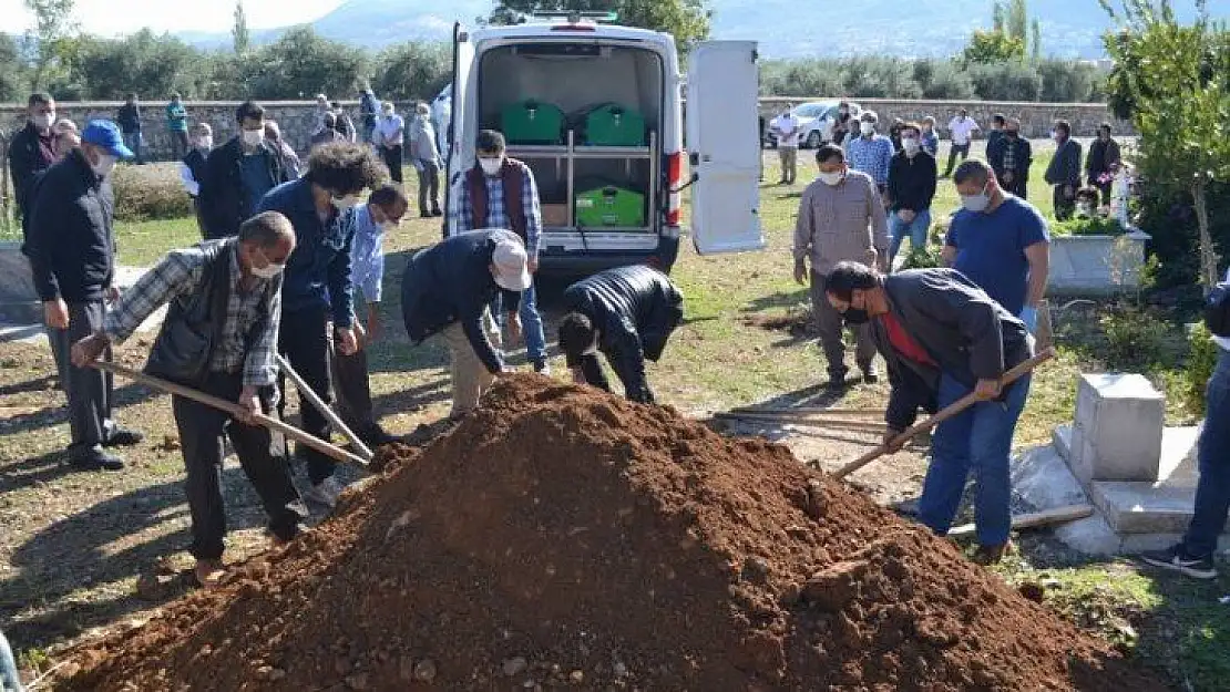 Fethiye Belediyesi yasa boğuldu