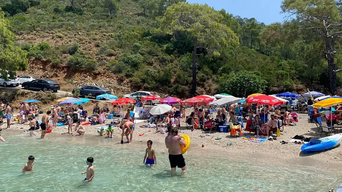 Fethiye Boncuklu Koyu, bayram tatilinde yoğun ilgi görüyor: 'Maldivler'e gerek yok!'