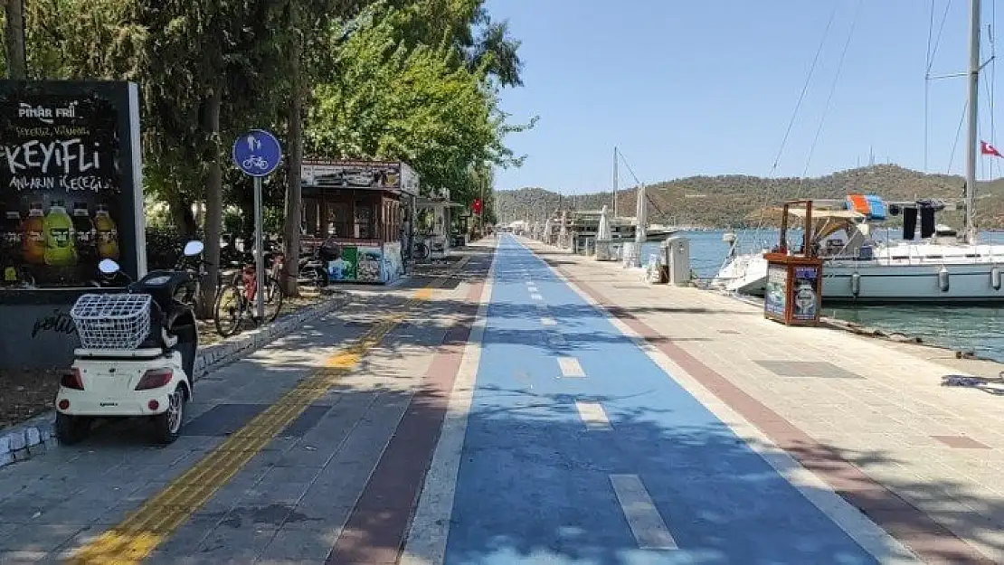 Fethiye'de Hava Sıcaklığı Sokak ve Caddeleri Boşalttı