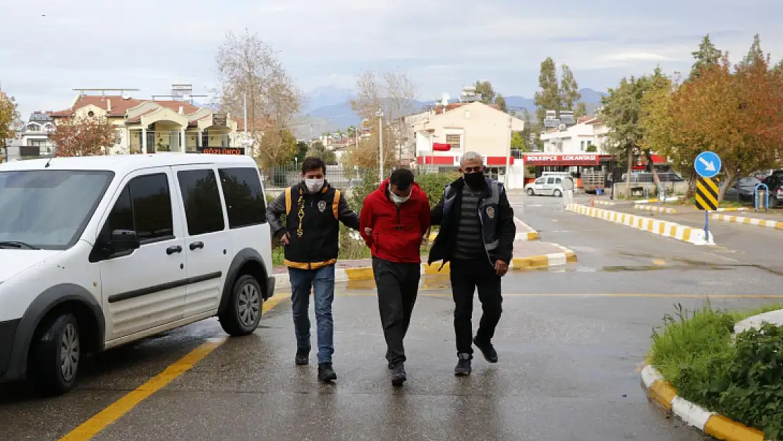 Fethiye'de kovalamaca sonucu yakalanan hırsızlık zanlısı tutuklandı