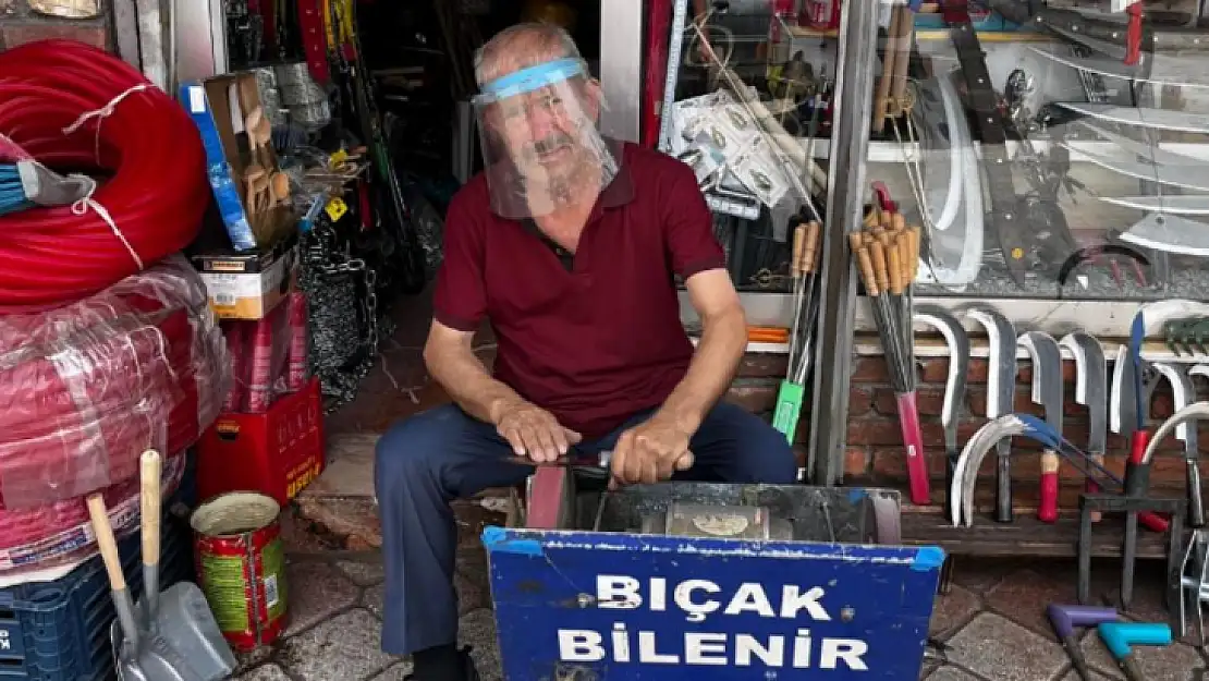 Fethiye'de Kurban Bayram'ı öncesi bıçaklar hazırlanıyor