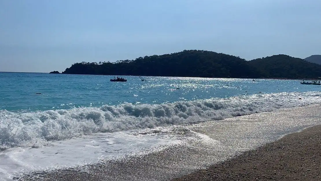 Fethiye'de tur teknesi battı, 1'i çocuk 3 yaralı