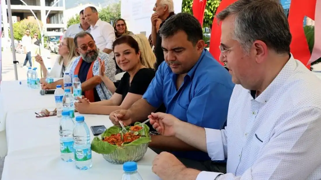 FETHİYE'DE 'TÜRK MUTFAĞI HAFTASI' ETKİNLİKLERİ RENKLİ GÖRÜNTÜLERE SAHNE OLDU