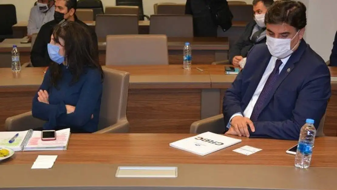 Fethiye'nin raylı sistem projesi masaya yatırıldı