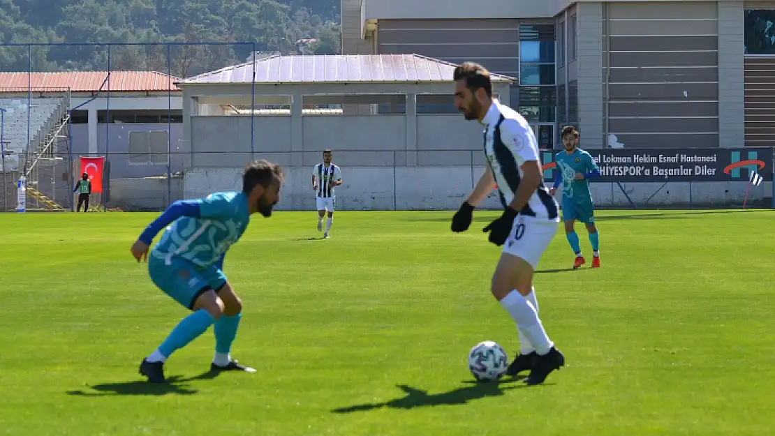 Fethiyespor yeniden liderliğe yükseldi 3-1