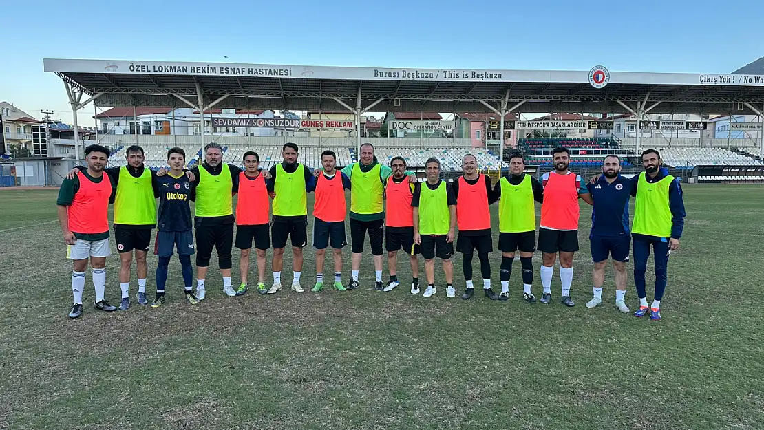 Fethiyespor Yönetimi ile Fethiye Basını Futbol Müsabakasında Karşılaştı