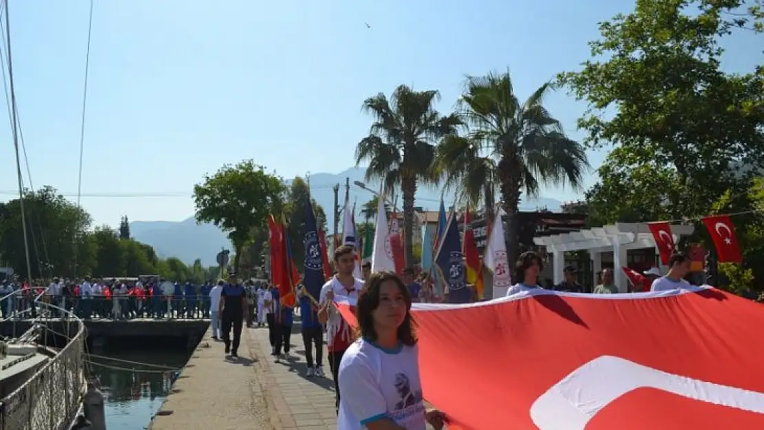 Gençlik yürüyüşü yapıldı