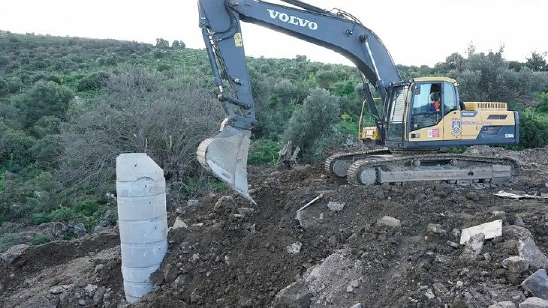 Gündoğan ve Küçükbük'te yol çalışmaları devam ediyor