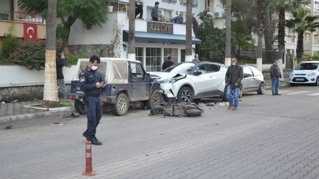 Karagözler Mahallesi'nde zincirleme kaza: 3 yaralı