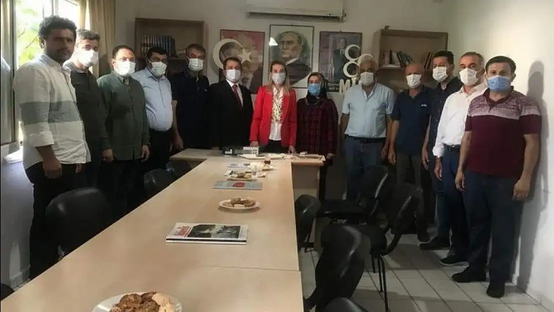 Kaymakam Büyüker'den MHP İlçe Başkanlığına iade-i ziyaret