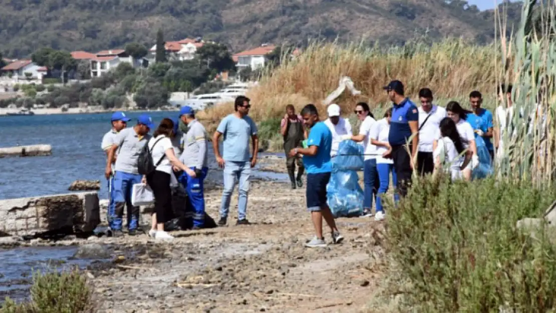 Kuş Cenneti ve Ördek Adası etrafında temizlik çalışması yapıldı