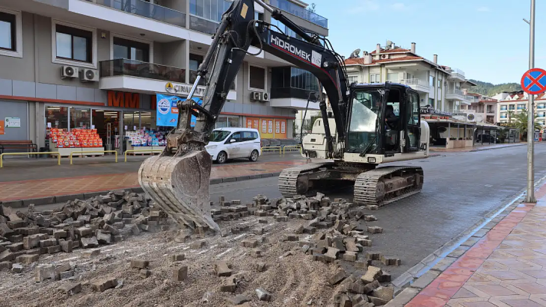 Marmaris Adnan Menderes Caddesi'nde Çalışma Başlatıldı