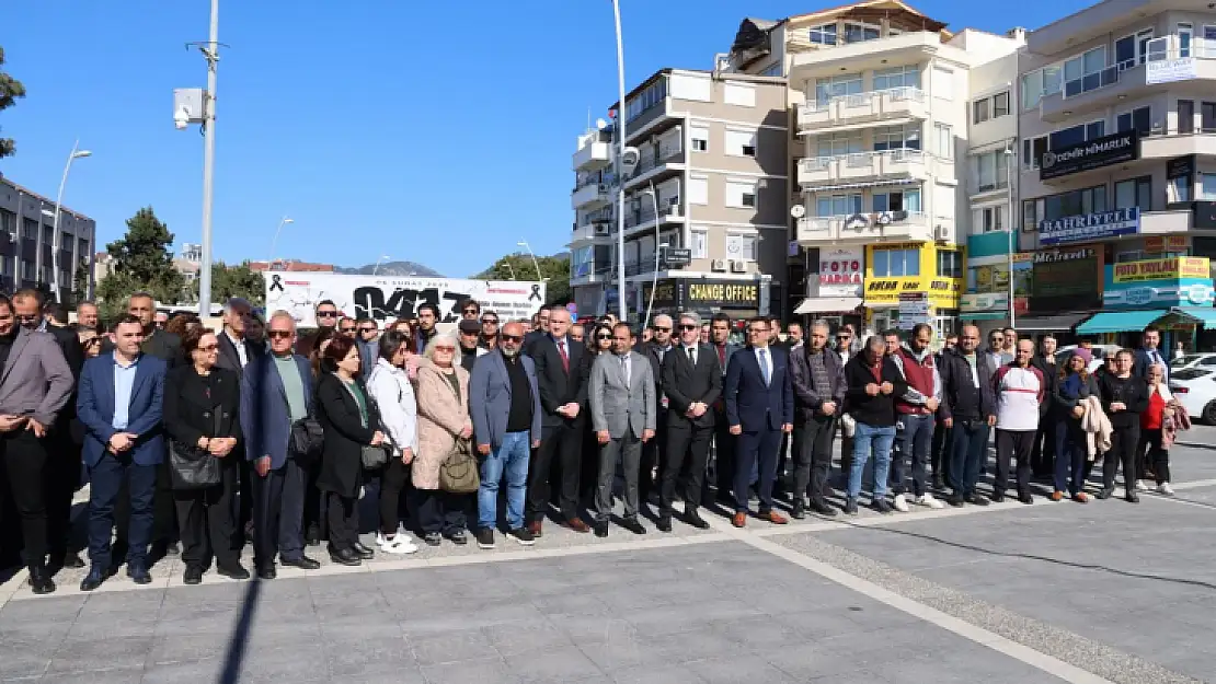 Marmaris'te Depremde Yitirilen Canlar Anıldı