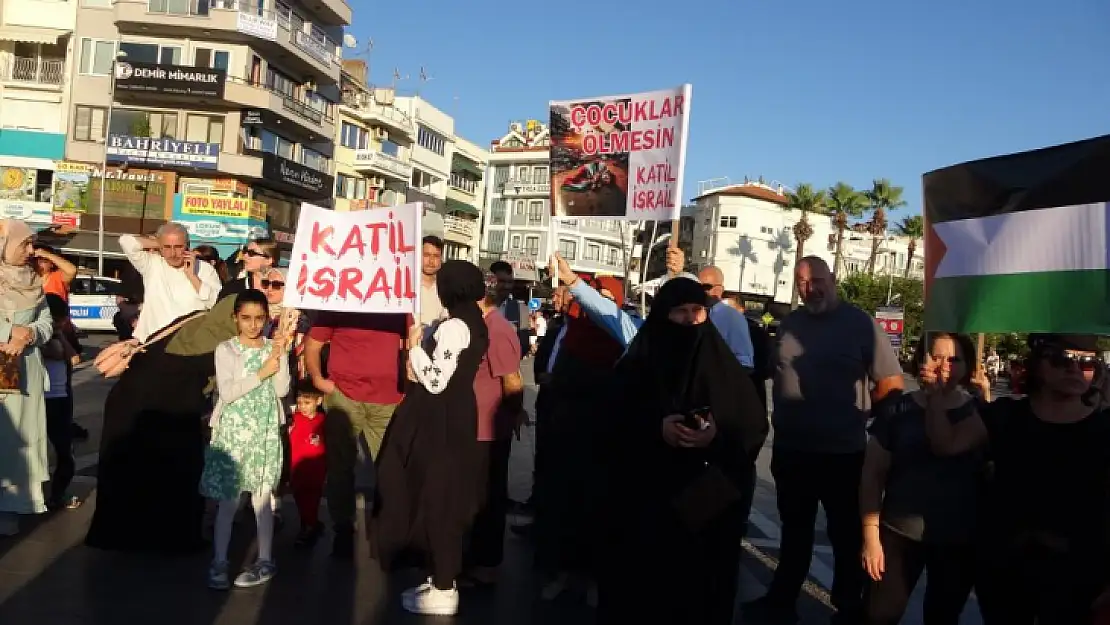 Marmaris'te İsrail protesto edildi