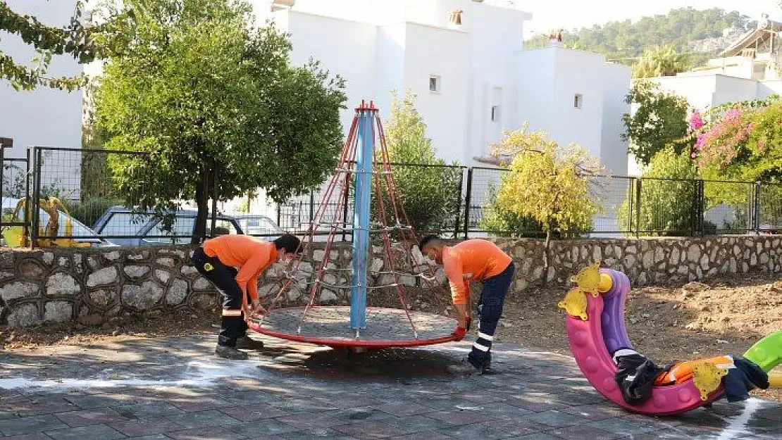 Marmaris Zübeyde Hanım Parkı yenileniyor