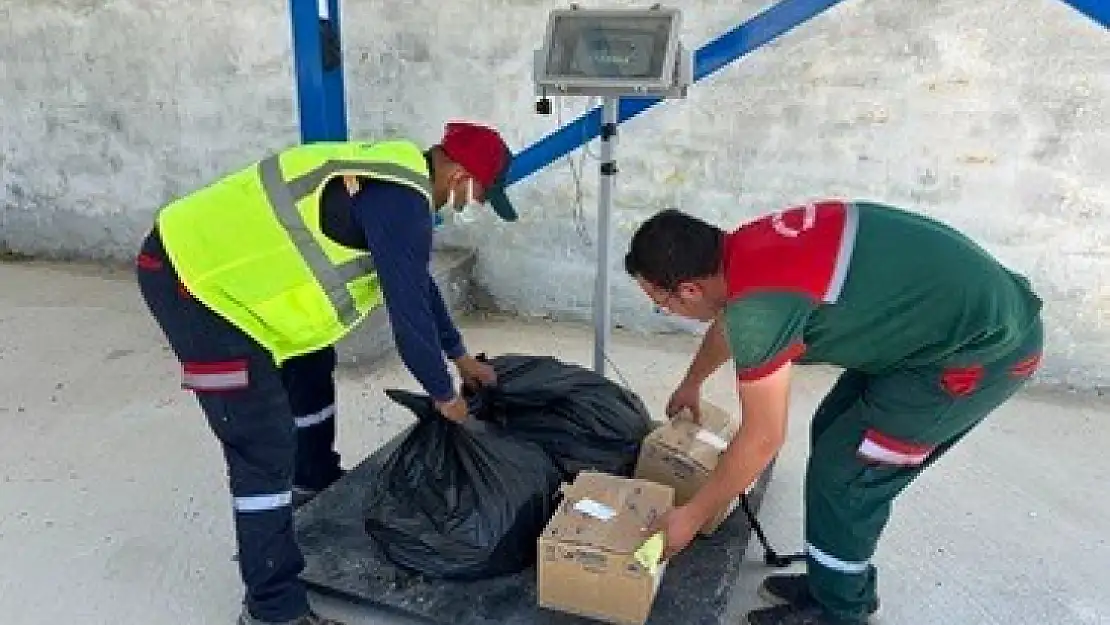 Menteşe Belediyesi gelecek için geri dönüştürüyor