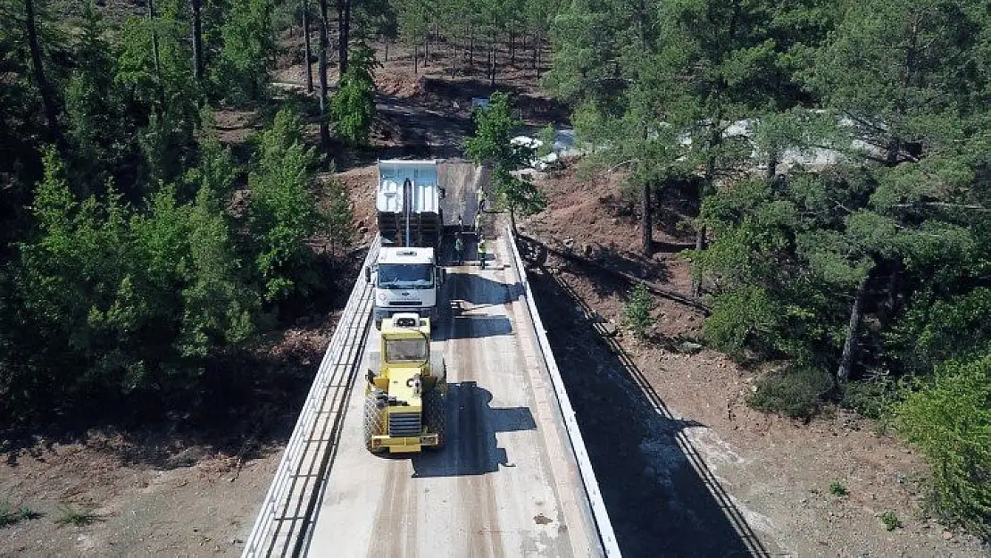 Menteşe Belediyesinden kırsal mahalle yollarında çalışma