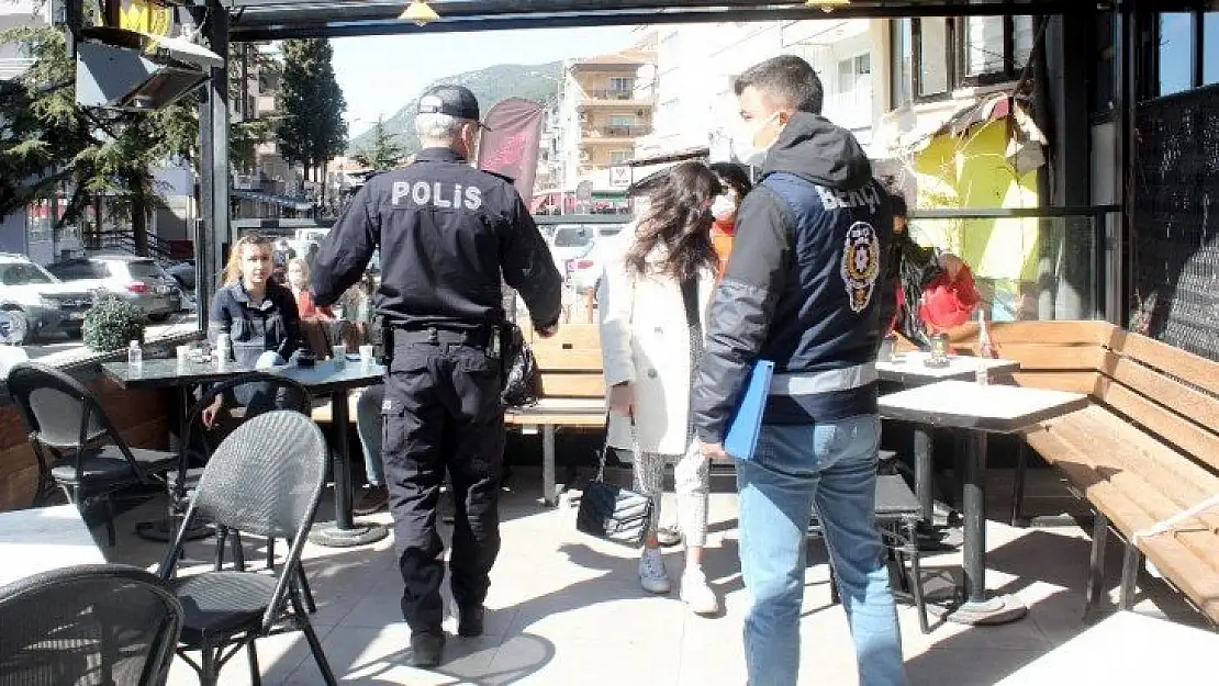 Menteşe'de polis ve bekçiler yeni açılan işletmeleri denetledi