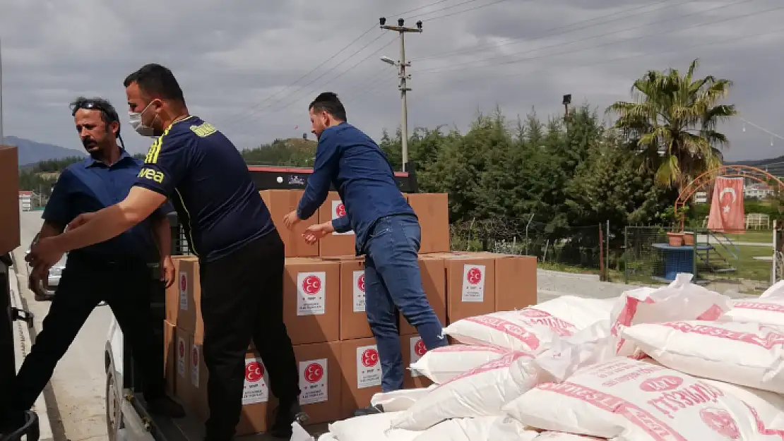 MHP Seydikemer İlçe Teşkilatı Ramazan Kolisi yardımında bulundu